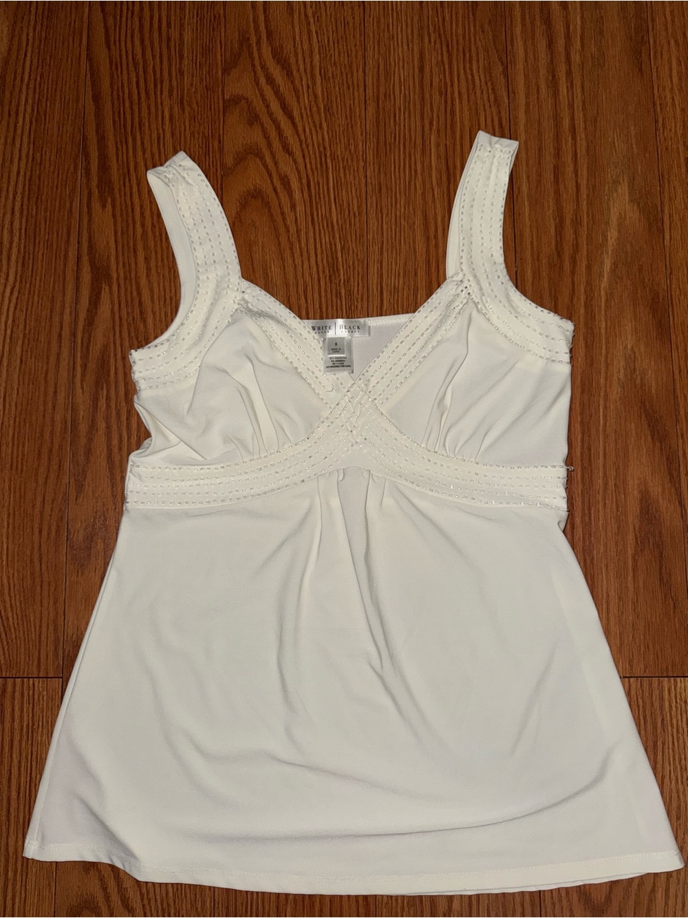 White House Black Market White Sleeveless Tank Top